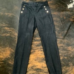 Anne Klein cute button pocket slacks.  Size 8.